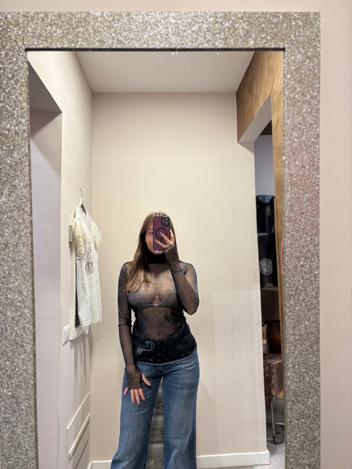 Maglia con disegno bandana con collo alto