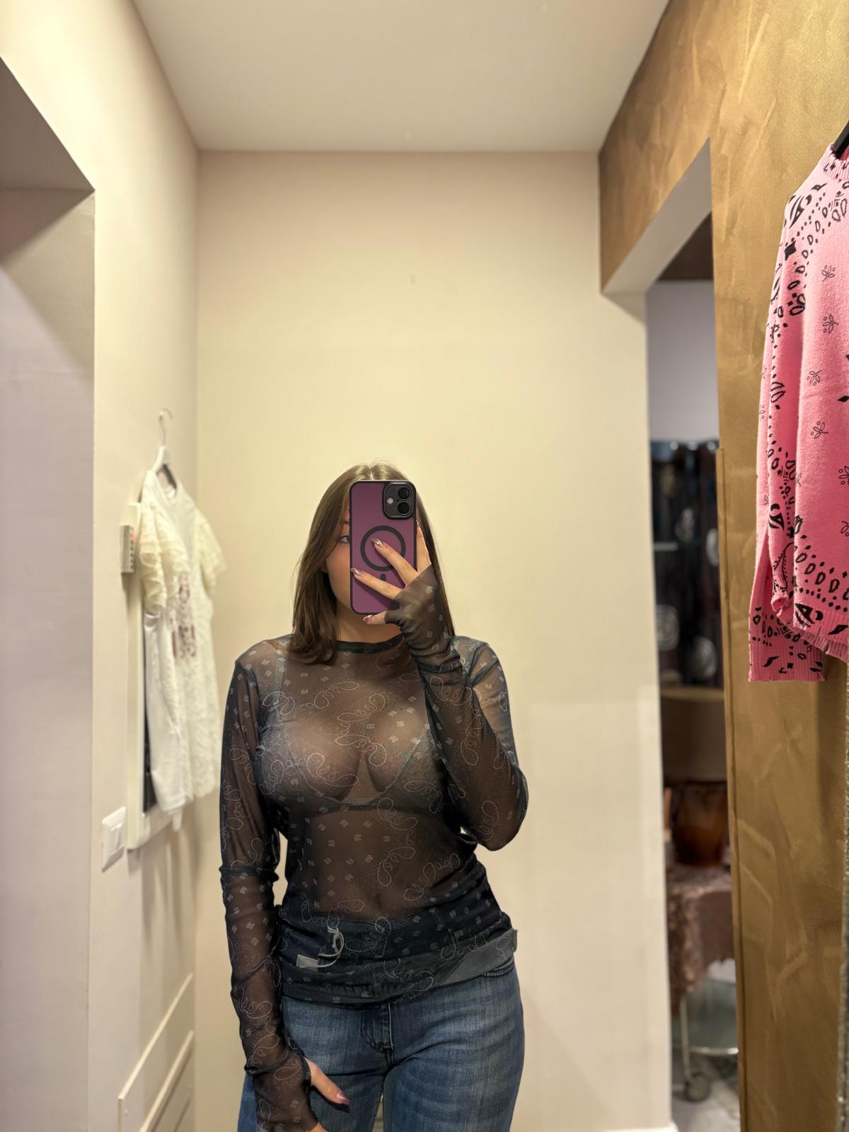 Maglia con disegno bandana girocollo