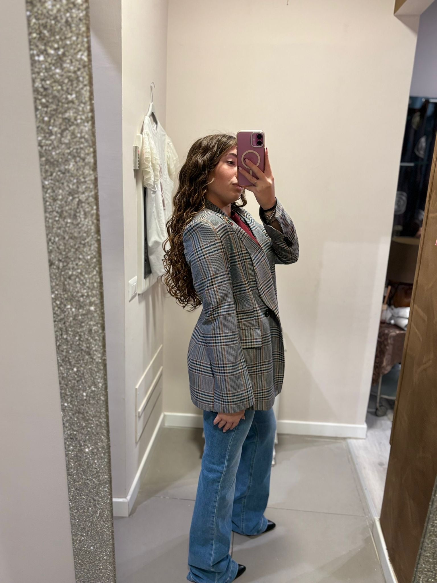 Giacca doppiopetto con spilla