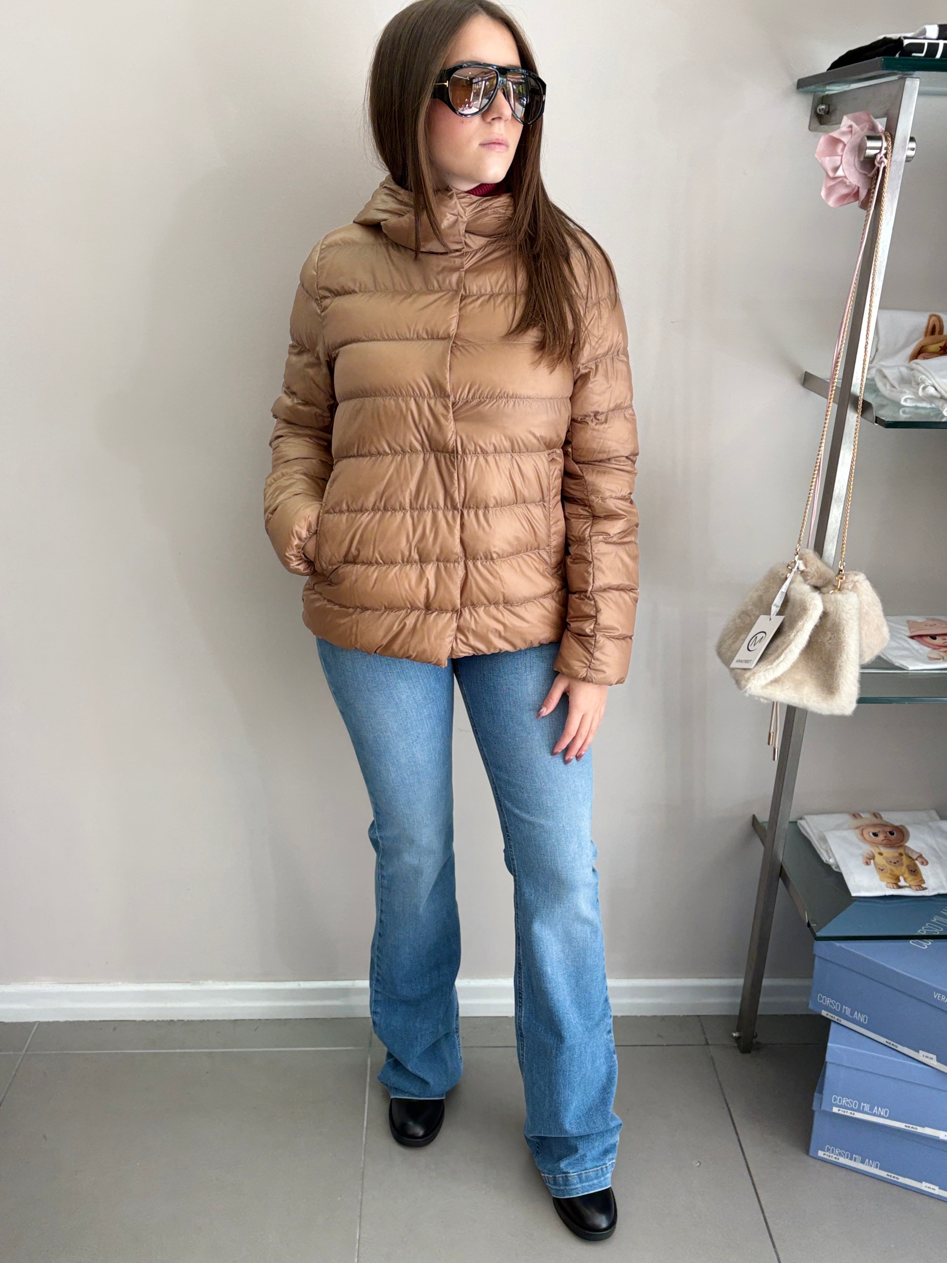 Piumino con cappuccio