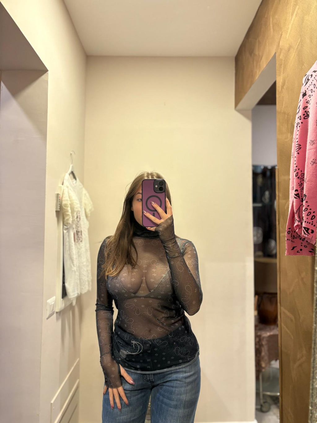 Maglia con disegno bandana con collo alto