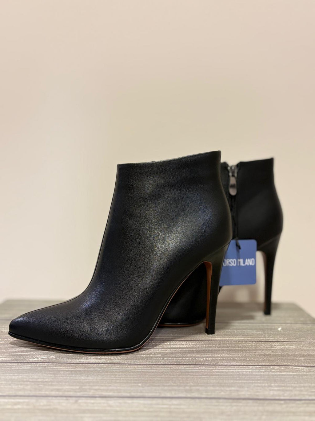 Stivaletto con tacco a spillo