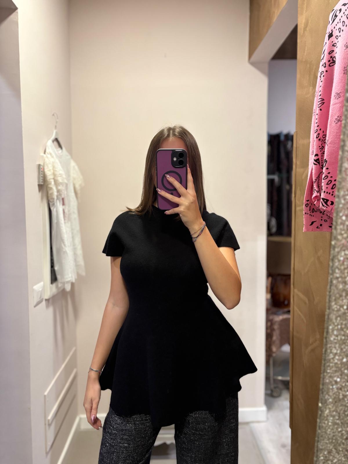 Maglia con fondo svasato