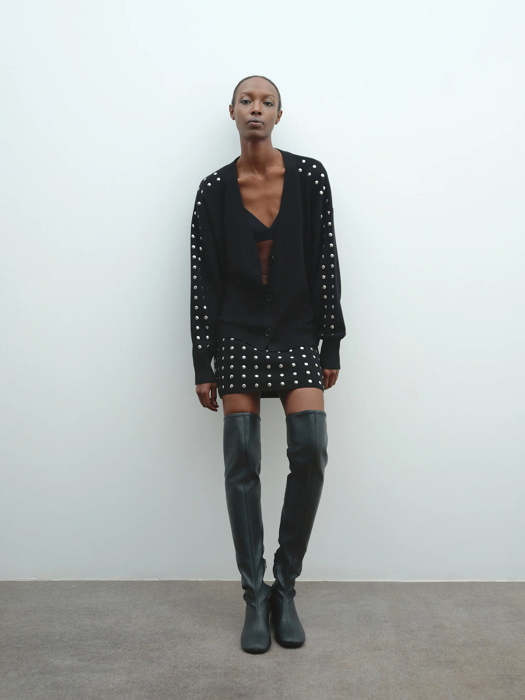 Minigonna con borchie