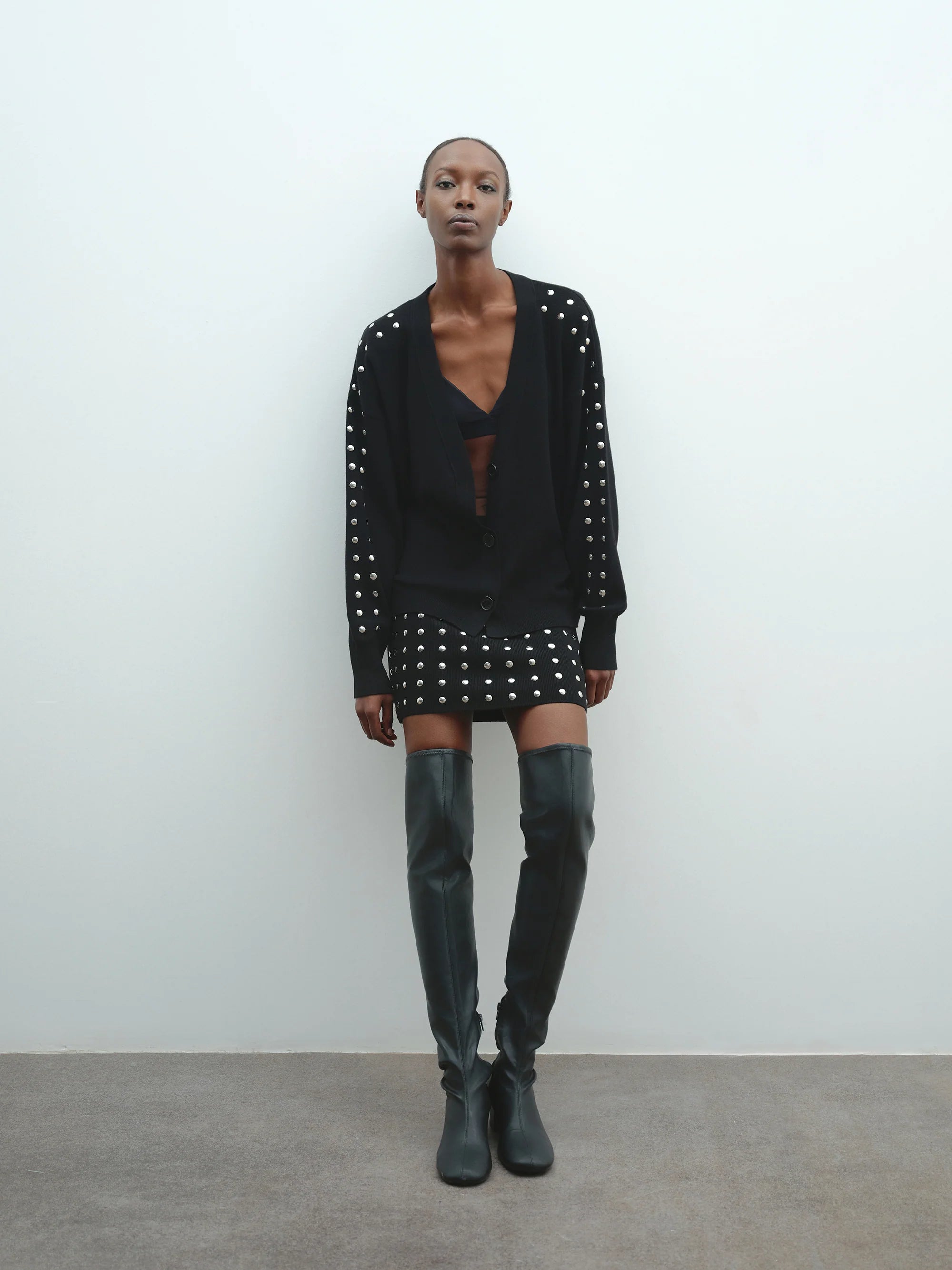 Minigonna con borchie