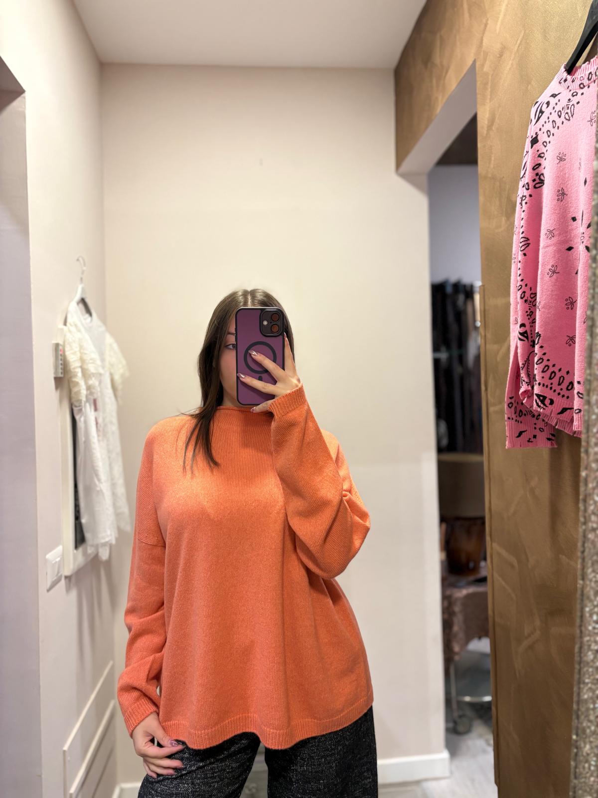 Maglione scollo a barchetta